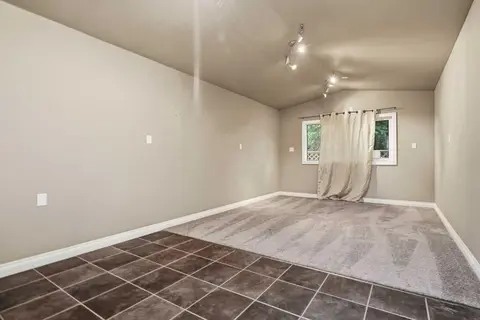316 Canniff Place SW photo 49
