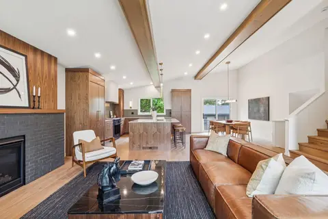 1311 Carlyle Road SW photo 19