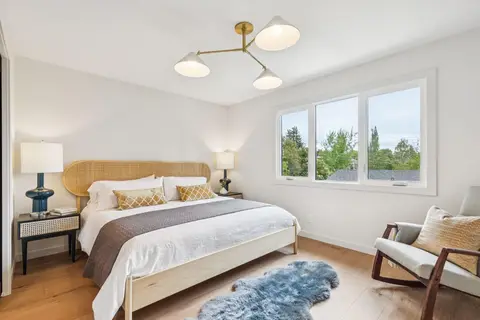 1311 Carlyle Road SW photo 21