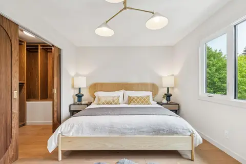 1311 Carlyle Road SW photo 22