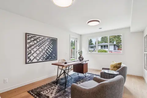 1311 Carlyle Road SW photo 32
