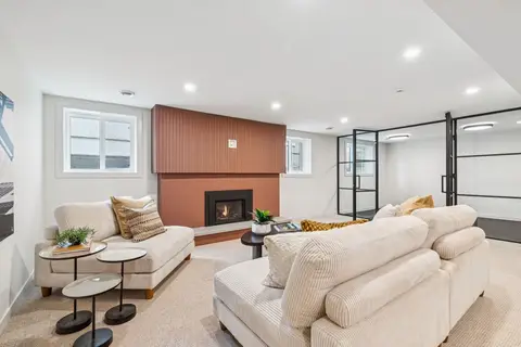 1311 Carlyle Road SW photo 37