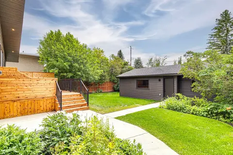 1311 Carlyle Road SW photo 43