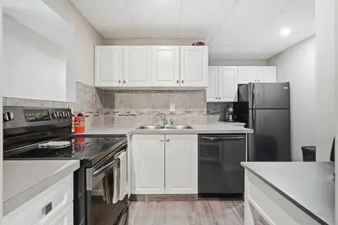 75D, 231 Heritage Drive SE photo 5