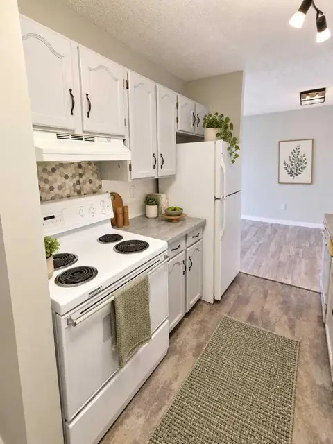 809, 8948 Elbow Drive SW photo 12