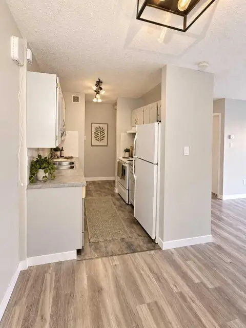 809, 8948 Elbow Drive SW photo 13