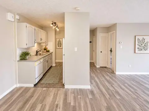 809, 8948 Elbow Drive SW photo 2