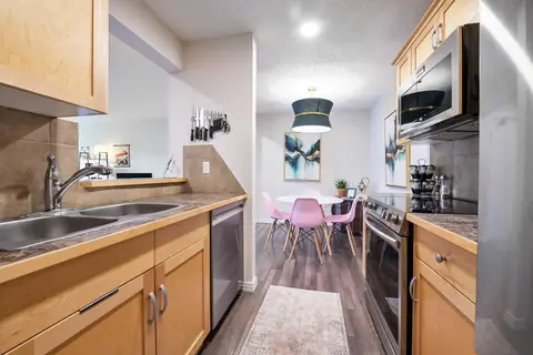 2308, 13045 6 Street SW photo 10