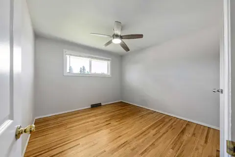 629 Agate Crescent SE photo 14