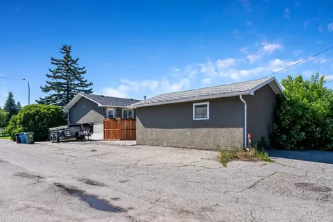 629 Agate Crescent SE photo 26
