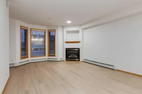 244, 8535 Bonaventure Drive SE photo 12