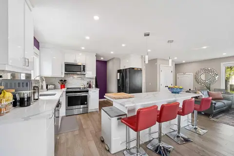 80 Allandale Close SE photo 10