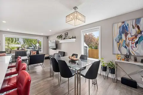 80 Allandale Close SE photo 9