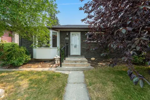 9408 5 Street SE photo 2