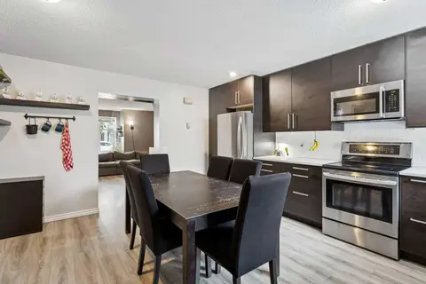 83, 630 Sabrina Road SW photo 9