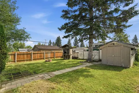9032 Fairmount Drive SE photo 27