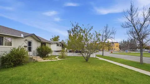 9032 Fairmount Drive SE photo 5
