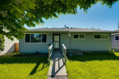 52 Fay Road SE photo 4