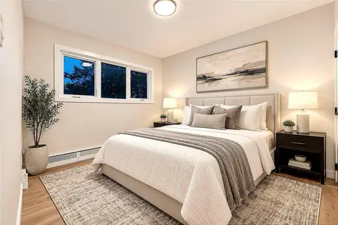 67 Flavelle Road SE photo 22