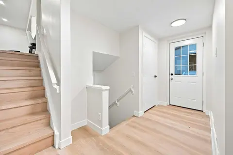 67 Flavelle Road SE photo 23