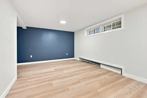 67 Flavelle Road SE photo 35