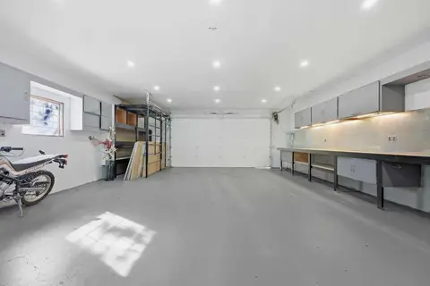 67 Flavelle Road SE photo 43