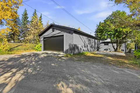 67 Flavelle Road SE photo 46