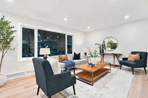 67 Flavelle Road SE photo 7