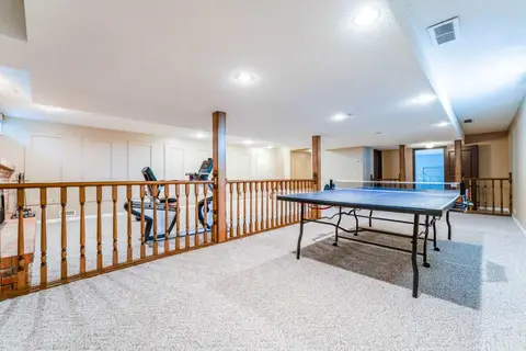 240 Canterville Drive SW photo 41