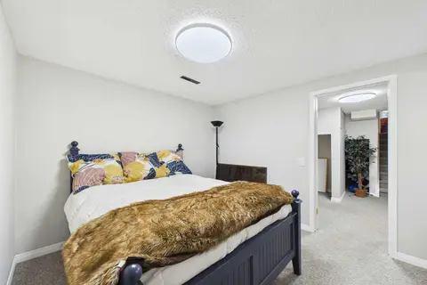 10716 Mapleshire Crescent SE photo 25
