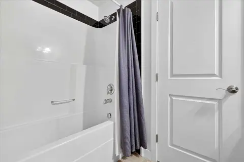 3404, 11811 lake fraser Drive SE photo 28