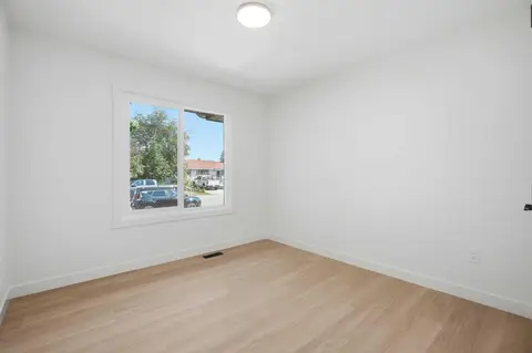 451 Arlington Drive SE photo 24
