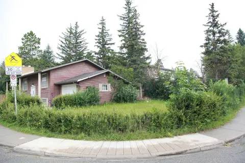 7331 Keewatin Street SW photo 6