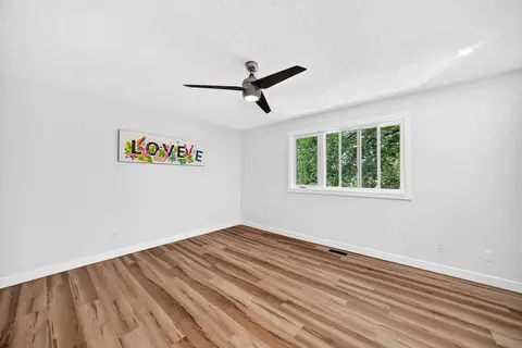 34, 9908 Bonaventure Drive SE photo 15