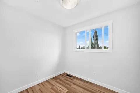 34, 9908 Bonaventure Drive SE photo 18