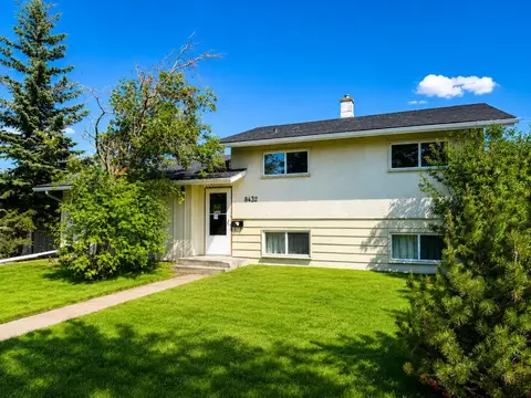 8432 Elbow Drive SW photo 2