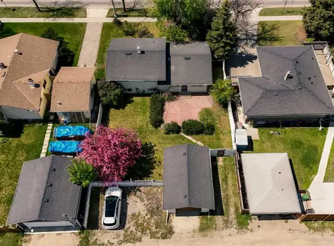 8432 Elbow Drive SW photo 29