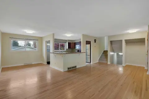 8432 Elbow Drive SW photo 4