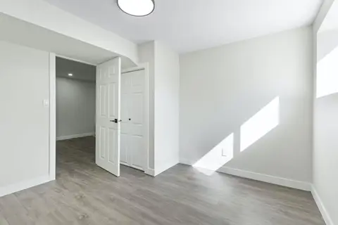 9608 5 Street SE photo 24