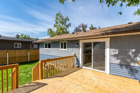9608 5 Street SE photo 26