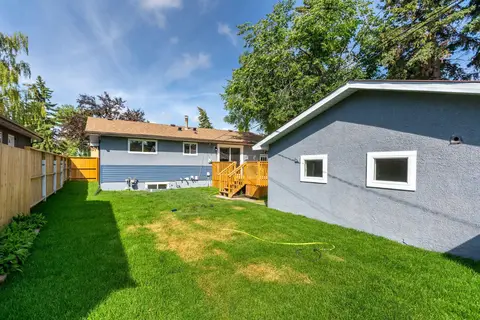 9608 5 Street SE photo 29