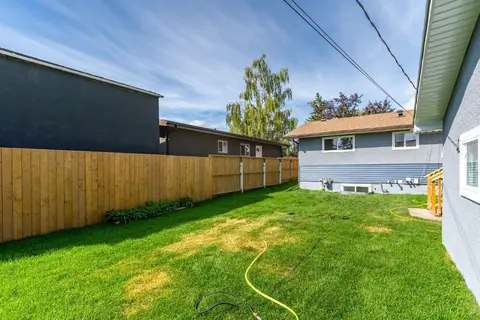 9608 5 Street SE photo 30