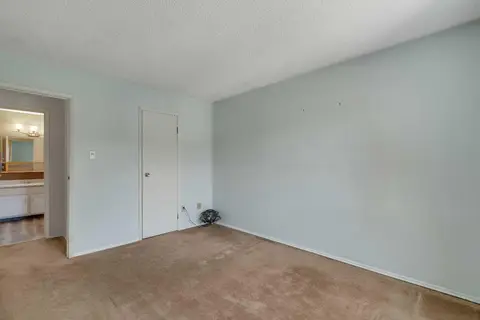 2306, 315 Southampton Drive SW photo 21