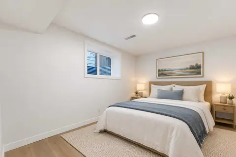 83 Ferncliff Crescent SE photo 16