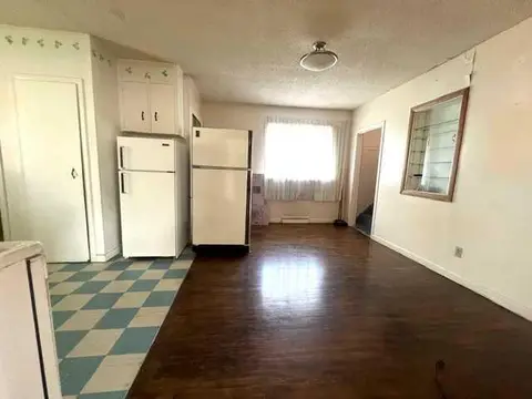 836 69 Avenue SW photo 11