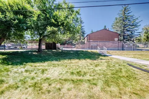 9106, 315 Southampton Drive SW photo 14