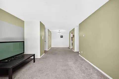 9106, 315 Southampton Drive SW photo 20