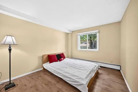 9106, 315 Southampton Drive SW photo 21