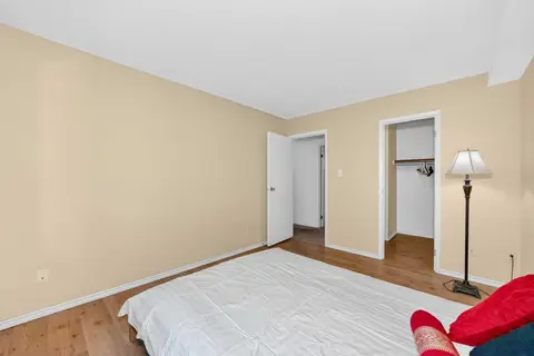 9106, 315 Southampton Drive SW photo 23