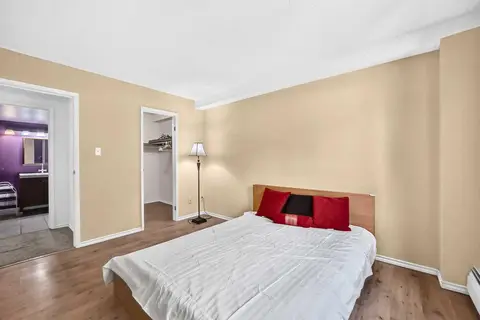 9106, 315 Southampton Drive SW photo 24